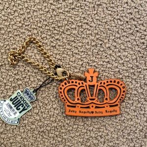 Juicy Crown Keychain - brand new !!
